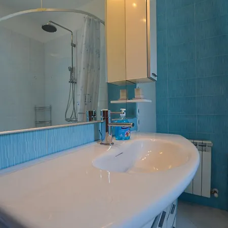 Apartment Radovani Peaceful And Serene With Terrace Rovinj